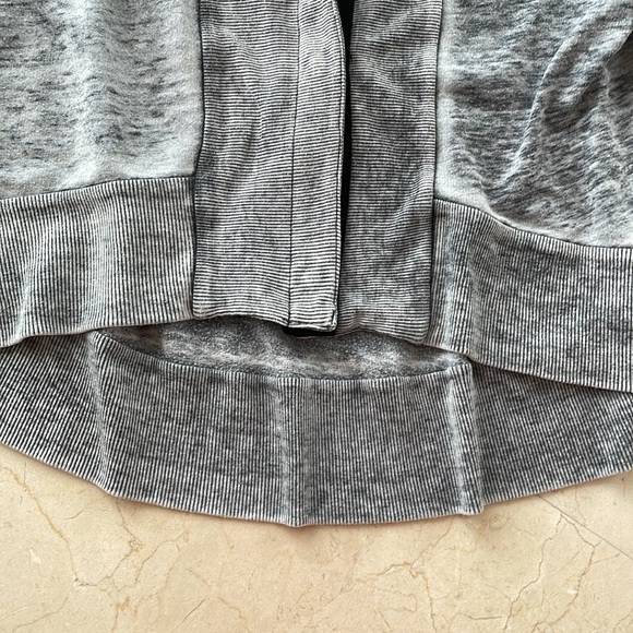 JUICY LS GREY/BLACK TOP - Picture 5 of 10